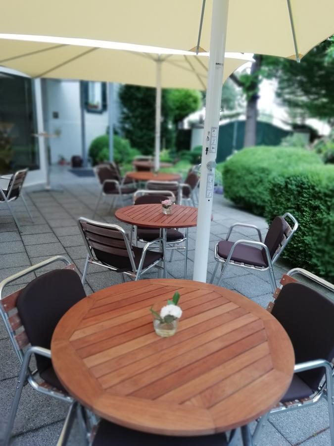 Hotel Krone Ueberlingen Am Ried Singen Kültér fotó