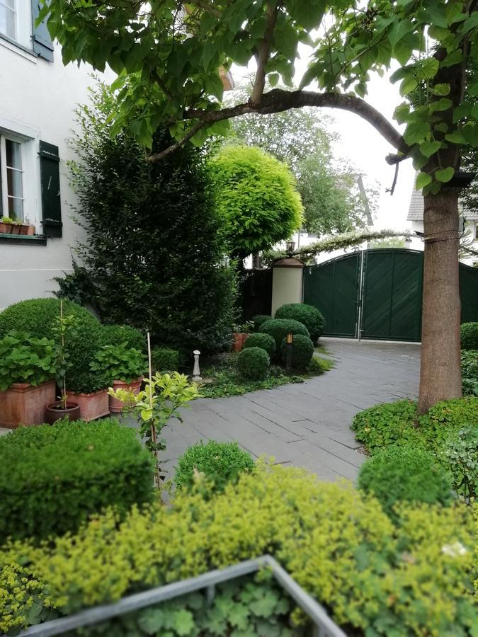 Hotel Krone Ueberlingen Am Ried Singen Kültér fotó